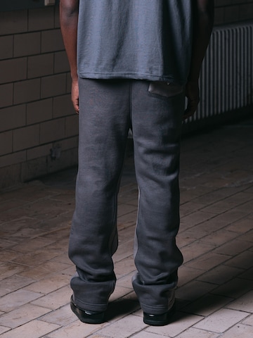 Vemue Loosefit Sporthose 'Rookieseason'‌‌‌ in Grau