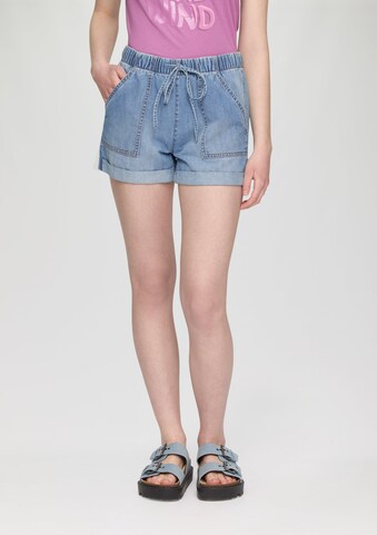 QS Regular Shorts in Blau: predná strana