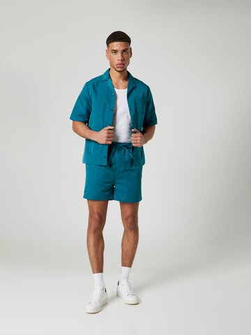 regular Pantaloni 'Keno' di Sinned x ABOUT YOU in verde
