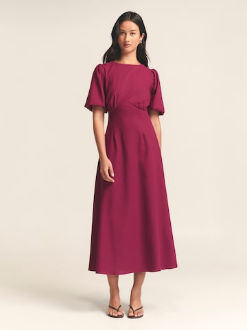 St MRLO Dress 'Kalinda' in Red: front