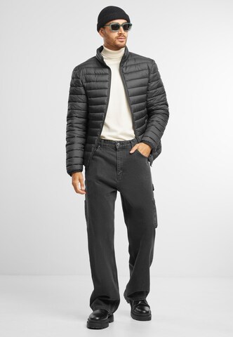 Urban Classics Övergångsjacka i svart