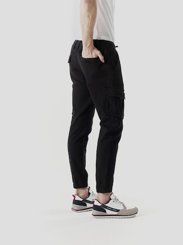 KOROSHI Štandardný strih Nohavice - Čierna