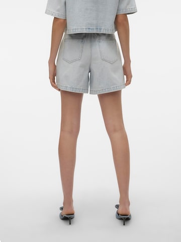 VERO MODA Regular Shorts 'Fie' in Blau