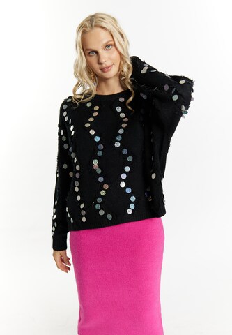 IZIA Sweater in Black: front