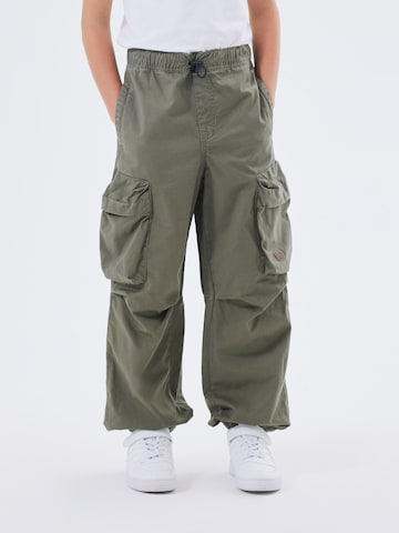 NAME IT Tapered Pants 'BEN' in Green: front