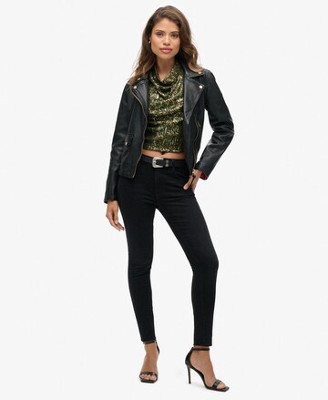 Superdry Top in Bruin