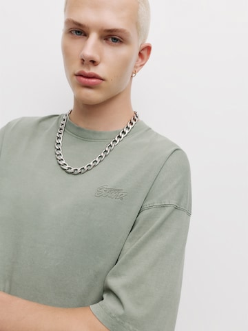 Tricou 'STWD' de la Pull&Bear pe verde