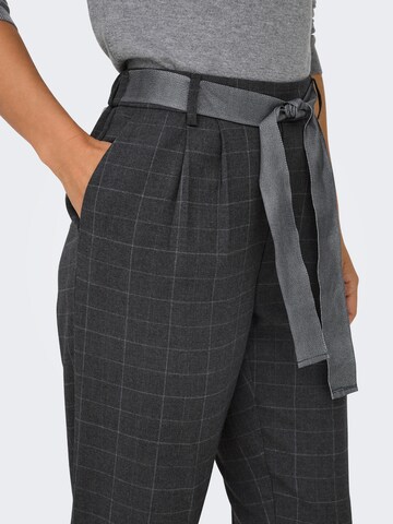 Regular Pantaloni cutați 'ONLRITA' de la ONLY pe gri