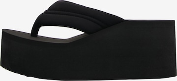 Flip-flops de la Bershka pe negru: față