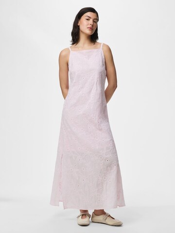 Robe PIECES en rose : devant
