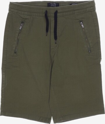 Bershka Shorts in 33 in Green: front