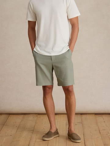 DAN FOX APPAREL Regular Pants 'Leonas' in Green: front