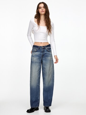 Pull&Bear Loosefit Džíny – modrá