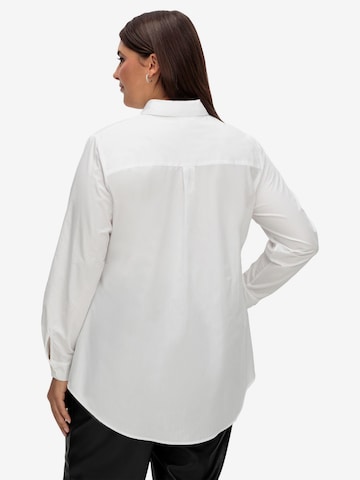 SHEEGO Blouse in White