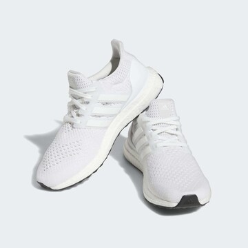 Sneaker bassa 'Ultraboost 1.0' di ADIDAS SPORTSWEAR in bianco