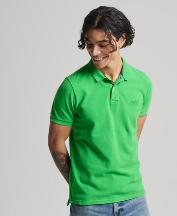 T-Shirt Superdry en vert : devant