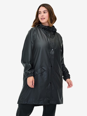 Zizzi Raincoat in Black: front
