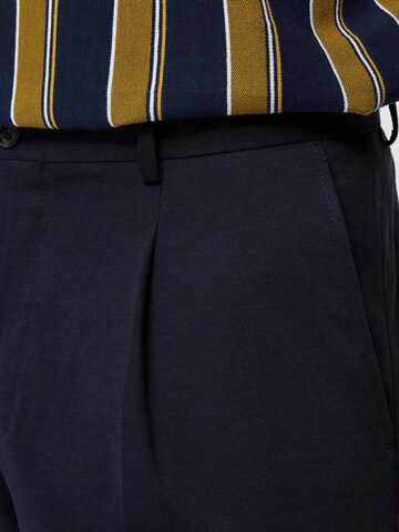 SELECTED HOMME Normální Kalhoty se sklady v pase – modrá