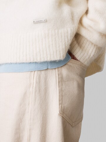 Calvin Klein Sweater in White