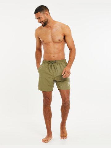 Shorts de bain 'Emblem' Threadbare en vert