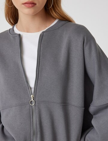 Koton Sweatshirt in Grijs