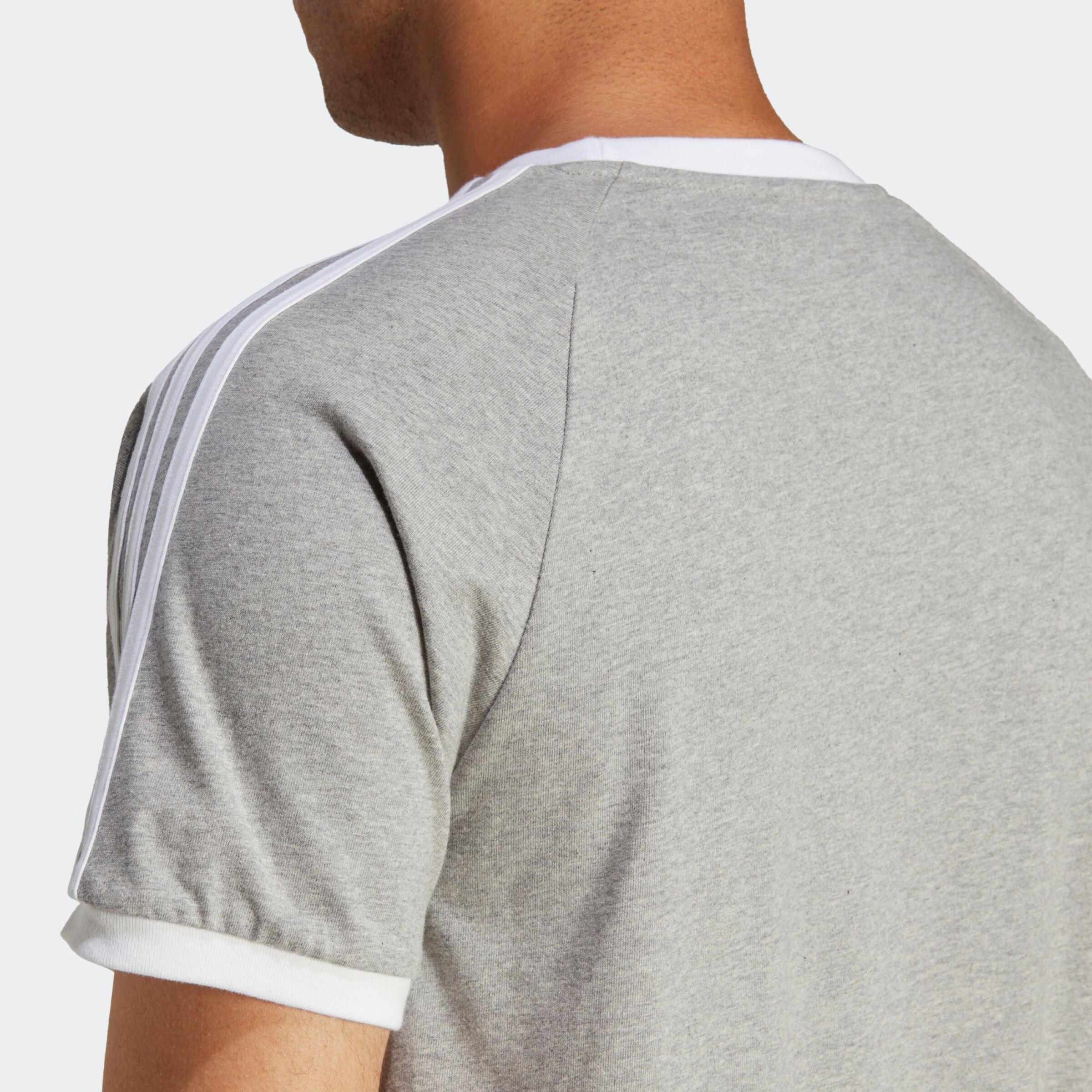 ADIDAS ORIGINALS Shirt in Grey | ABOUT YOU