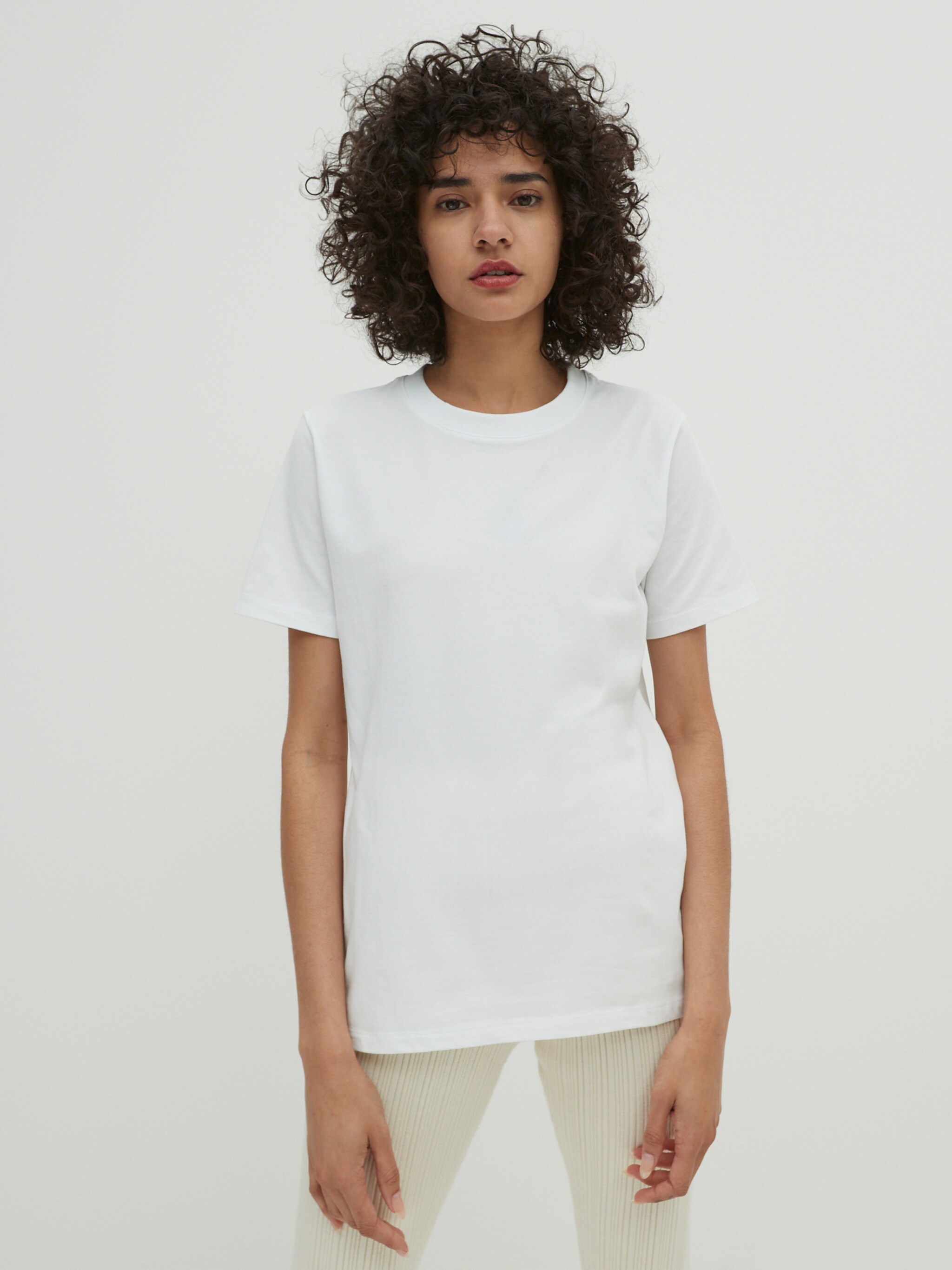 EDITED Producten Shirt 'Enid' Wit
