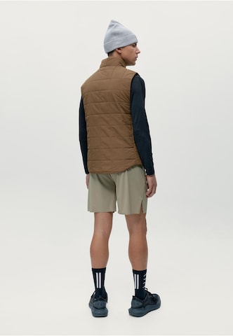 Born Living Yoga Vest 'Merrit' in Brown