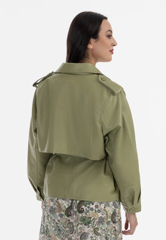 faina Демисезонная куртка в Зеленый