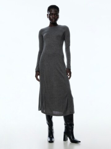 EDITED Kleid 'Jordana' in Grau