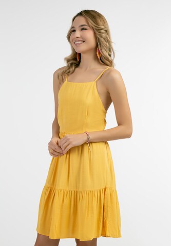 IZIA Summer Dress in Yellow: front