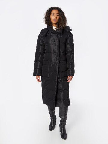 AllSaints Zimní bunda – černá: přední strana
