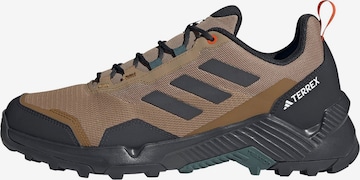 Scarpa bassa 'Eastrail 2' di ADIDAS TERREX in marrone: frontale