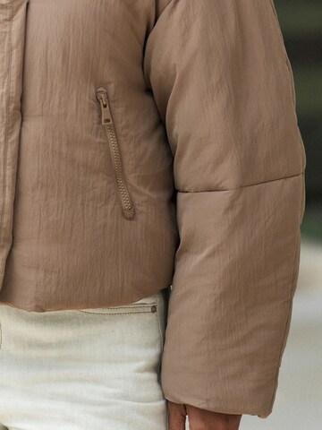 Next Téli dzseki - bézs