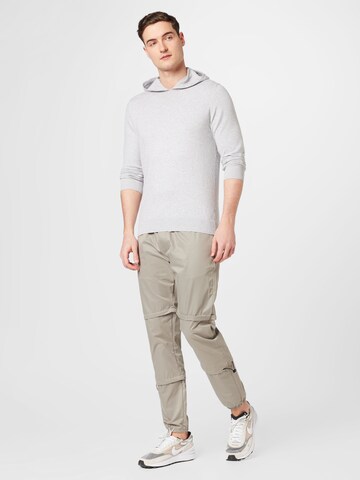 BURTON MENSWEAR LONDON Sweater in Grey