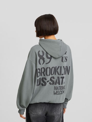 Bershka Sweatshirt in Grau