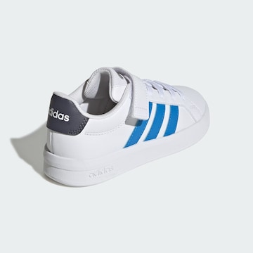 Sneaker 'Grand Court 3.0' di ADIDAS SPORTSWEAR in bianco