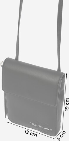 Calvin Klein Jeans Tasche in Schwarz