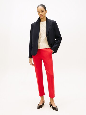 TOMMY HILFIGER Slimfit Suorat housut värissä punainen