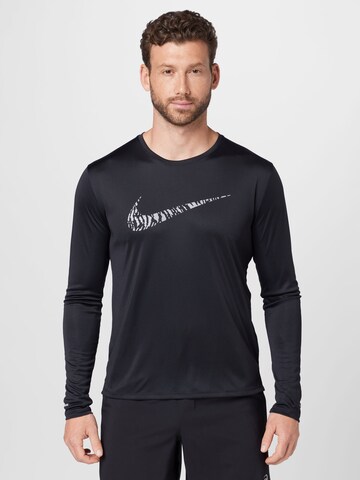 NIKE Λειτουργικό μπλουζάκι 'Run Division Miler' σε μαύρο: μπροστά
