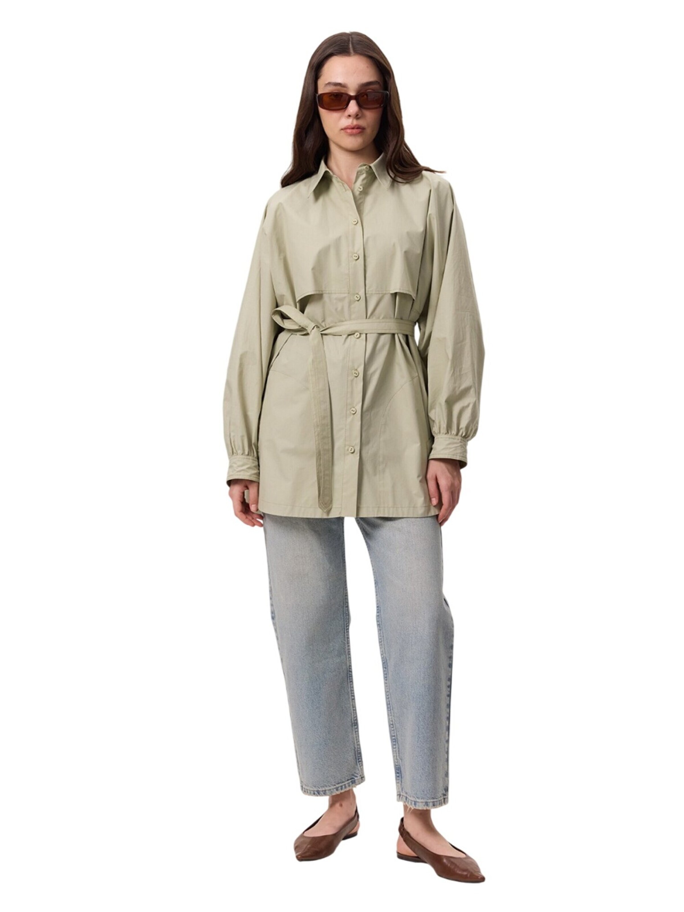 MANUKA Between-seasons coat in Green