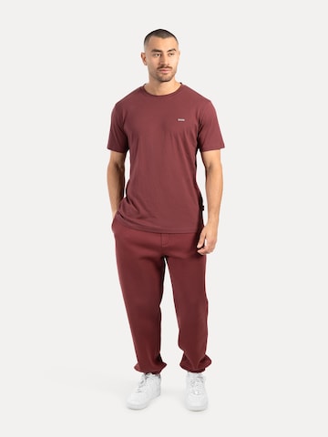 Smilodox Basic T-Shirt Ilyas in Rot