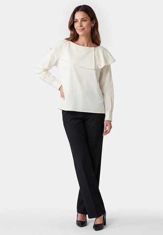 Usha - Blusa en beige