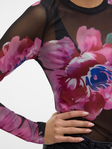 Maglietta 'VMASTI' di VERO MODA in nero