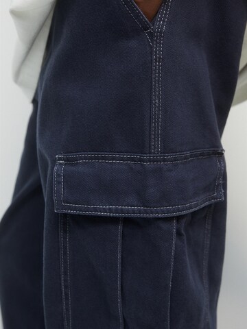 Pull&Bear Wide leg Cargo trousers in Blue