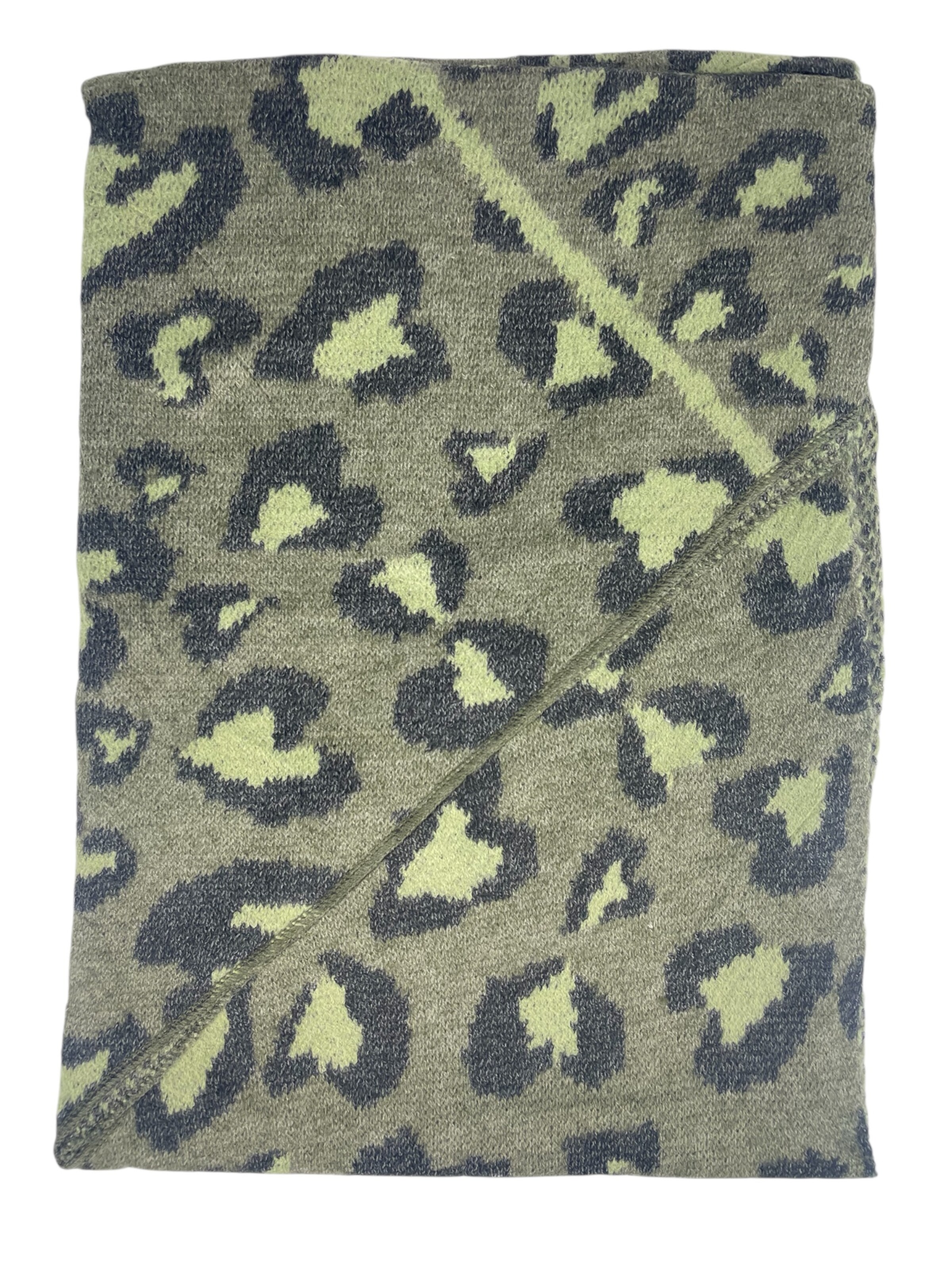 Kumixi Oversized Scarf 'Leo' in Green