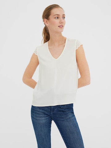 VERO MODA Blouse 'Vica' in Wit: voorkant