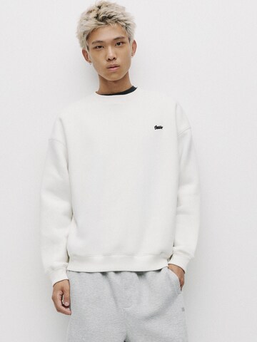 Sweat-shirt 'STWD' Pull&Bear en blanc : devant
