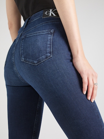 Calvin Klein Jeans - Skinny Calças de ganga em azul