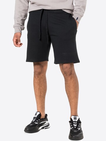 True Religion Regular Shorts 'SHADOW' in Schwarz: predná strana